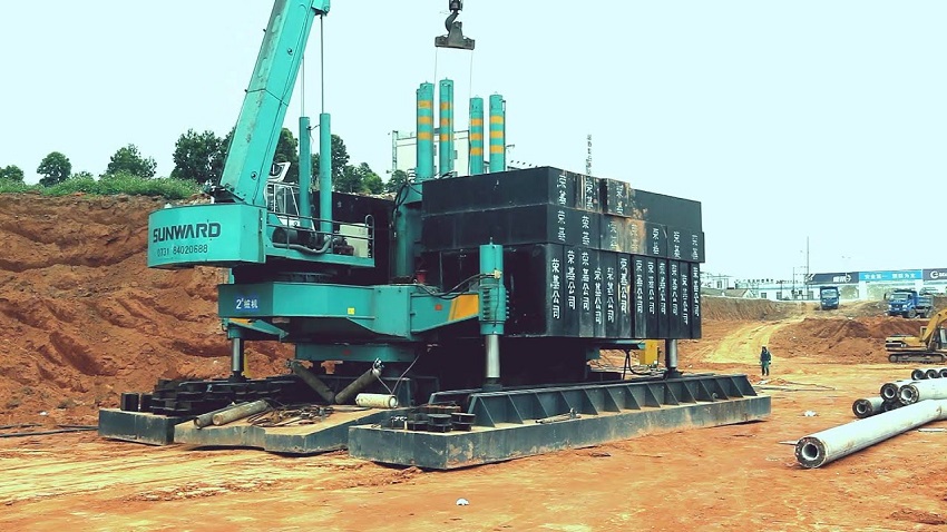 Các loại máy ép cọc robot